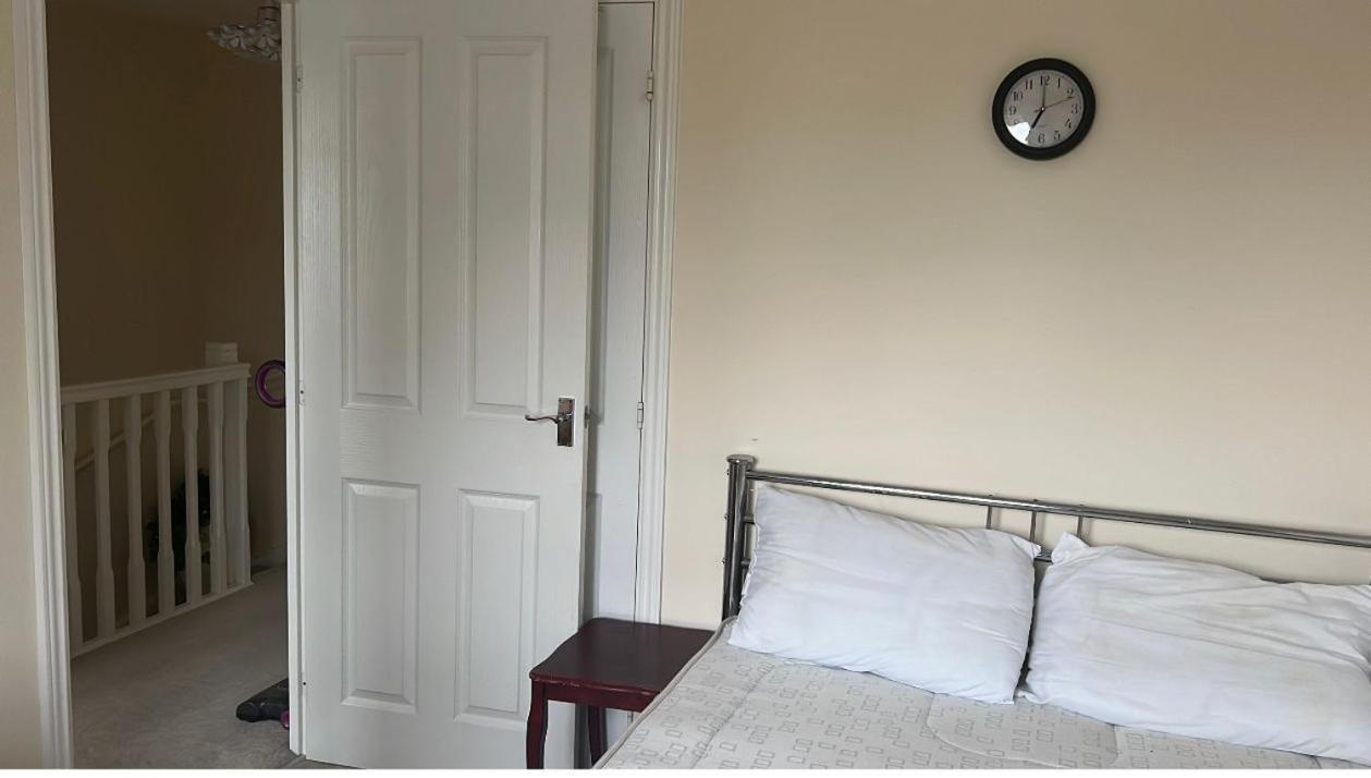Salimi Apartman Bridgend  Kültér fotó